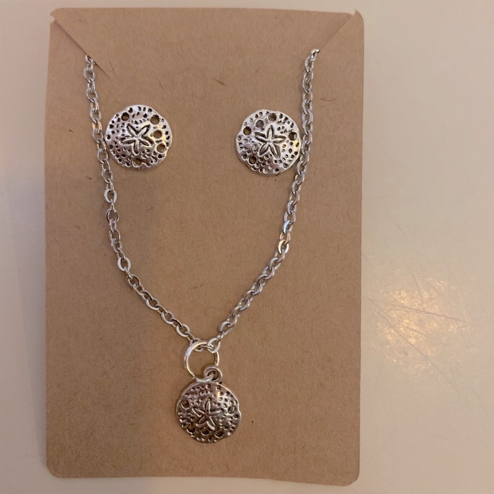 🌸🌸 SAND Dollar matching set